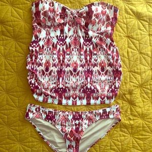 A Pea In The Pod Maternity Swimsuit